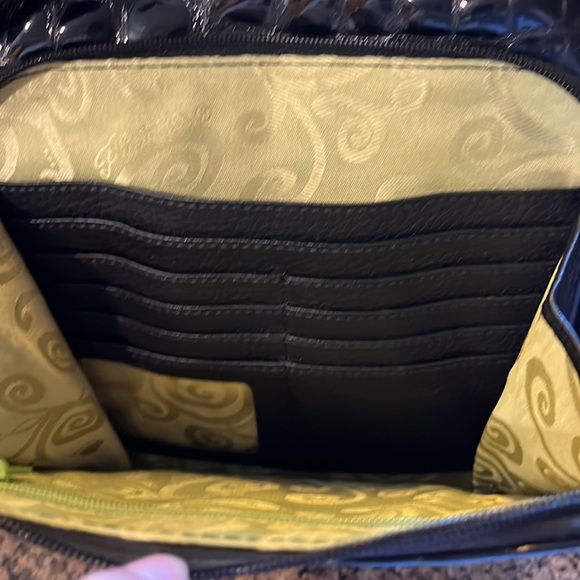 BRIGHTON black patent leather embossed Croc Sonny shoulder bag with organizer - Picture 13 of 16